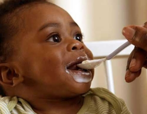 8-Simple-Nigerian-Baby Weaning foods in nigeria. One year old not walking