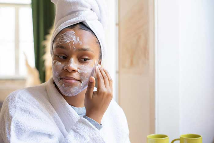 Pore Minimising Treatments and Face Moisturisers. Anti-ageing creams